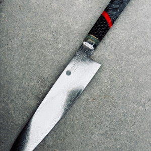 Faca Chef 67 Camadas de Aço Damasco VG10 10Cr15CoMoV com Resina Composta Colorida e Alça De Malha De Alumínio